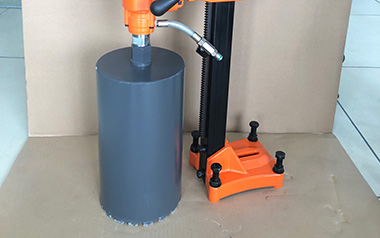 磁力鉆的轉(zhuǎn)速快慢應該如何進行調(diào)整？